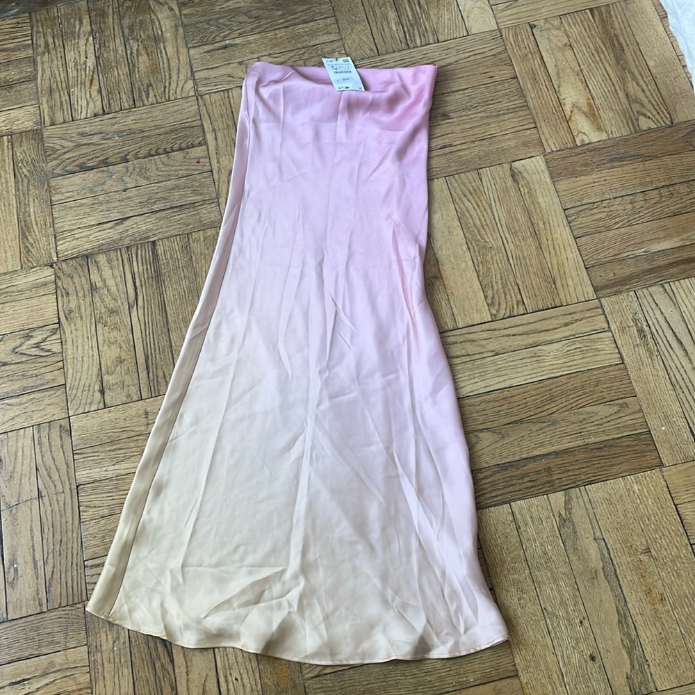 Never worn - Light pink / yellow gradient strapless silk dress